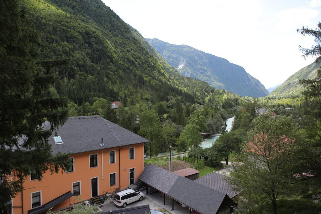 Guest House Mystic River Bovec Exteriör bild