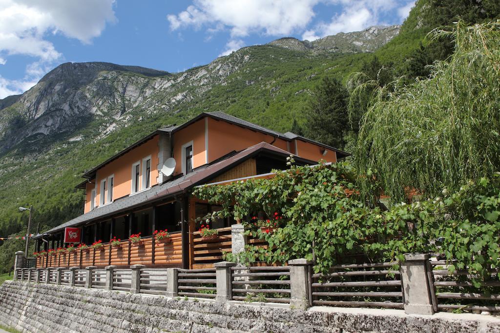 Guest House Mystic River Bovec Exteriör bild