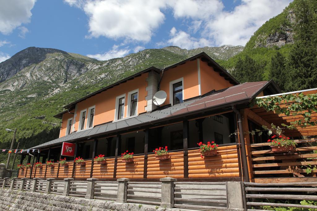 Guest House Mystic River Bovec Exteriör bild