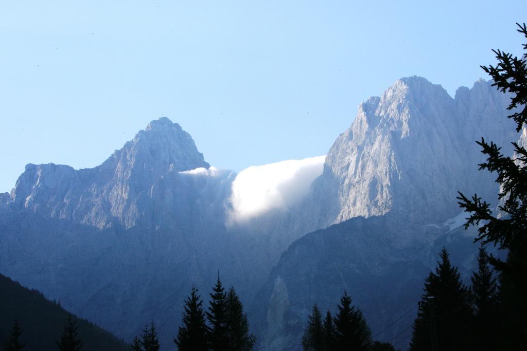 Guest House Mystic River Bovec Exteriör bild