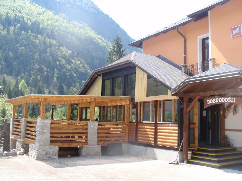 Guest House Mystic River Bovec Exteriör bild