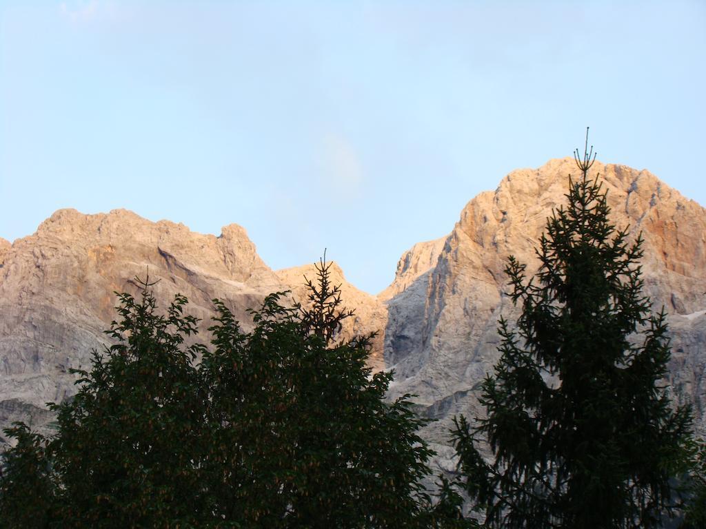 Guest House Mystic River Bovec Exteriör bild