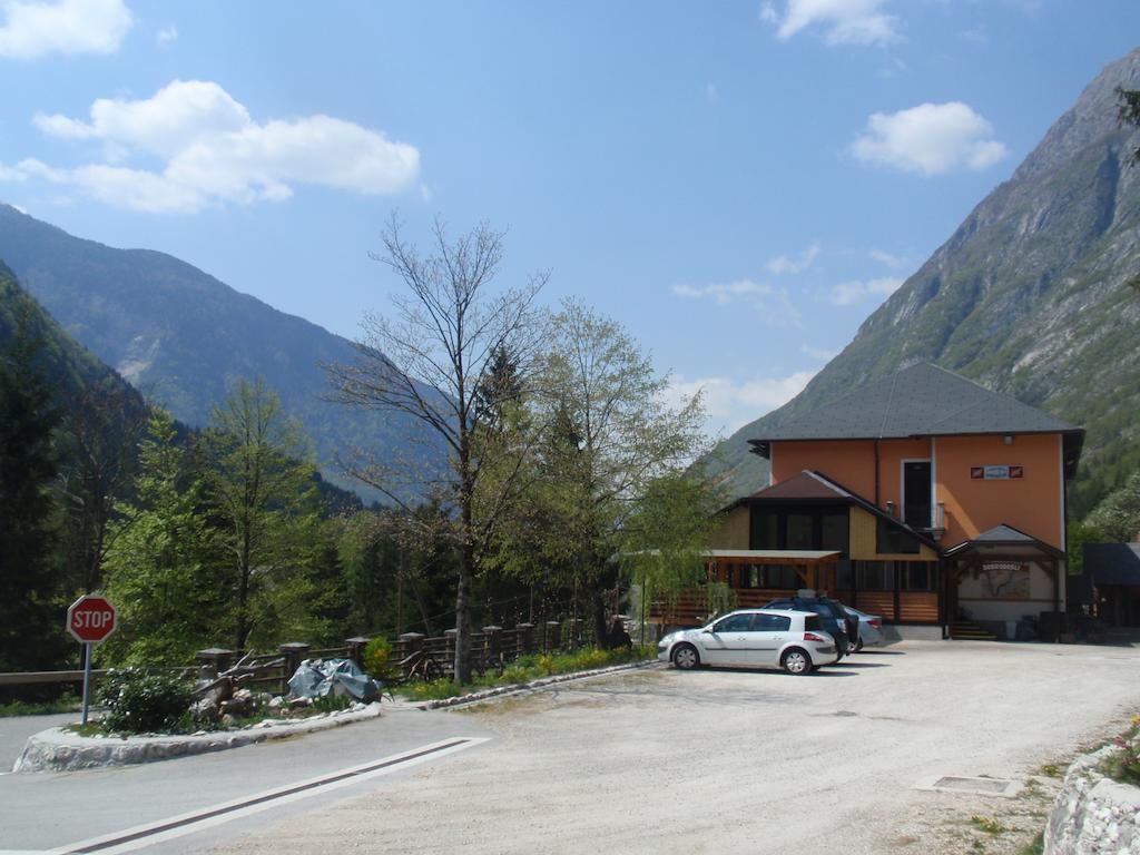 Guest House Mystic River Bovec Exteriör bild